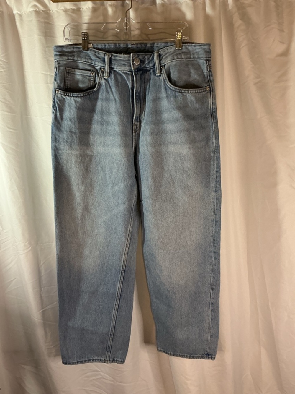 H&M Loose Ample Jeans Men’s 34x30 Light Wash Straight Leg 100% Cotton